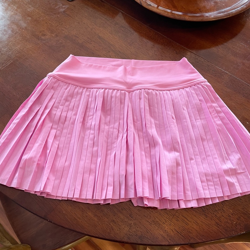 Aerie skirt 13inch length..size large